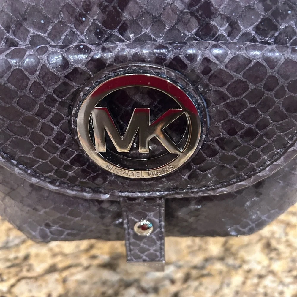 MICHAEL Michael Kors FULTON HOBO SHOULDER BAG GRAY EMBOSSED LEATHER SILVER - Picture 3 of 8